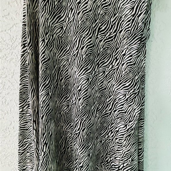 Classic full wrap skirt - Picture 5 of 7